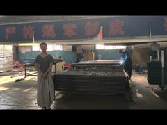 Anticorrosión Valla de panel de malla totalmente soldada de 1,83*2,5 m En producción