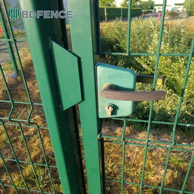 Panel de cercas de alta seguridad con prisma 3D revestido con PVC panel de cercas de paredes de metal trellis de acero galvanizado con red 3D