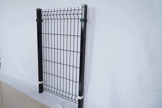 Cuadra de seguridad con malla soldada curvada panel de cerca de triángulo de curva de cerca 3D cerca para jardín