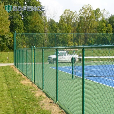 Hot Dip Galvanizado de 6 pies de altura PVC revestido de vinilo cerca de 30m de longitud de la cerca deportiva Diamante agujero de la cadena de enlace de alambre de hierro malla