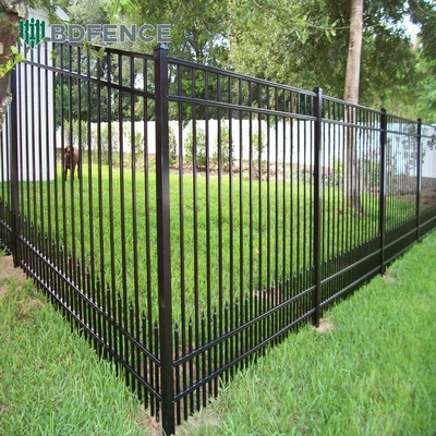 Cercas residenciales de acero personalizadas Cercas de acero ornamental de hierro forjado