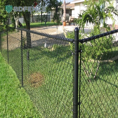 Extensiones de 100 metros de cercas de enlace de cadena de diamantes encalladas en galvanizado en malla de alambre
