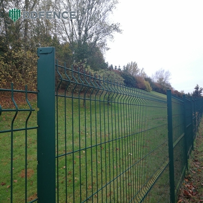 Inicio Seguridad al aire libre Valla de alambre curvado soldado 3D Valla de jardín de PVC curvado soldado
