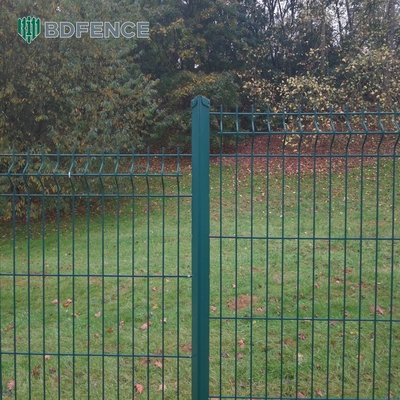 Inicio Seguridad al aire libre Valla de alambre curvado soldado 3D Valla de jardín de PVC curvado soldado