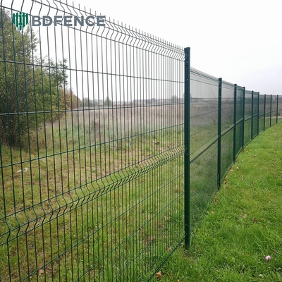 Valla de malla de alambre de alta seguridad 3D V Curva curva de la cerca de la granja del jardín para la seguridad del perímetro