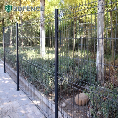 Pvc revestido con malla de alambre soldado 3d Panel de cerca V Jardín curvo curvado