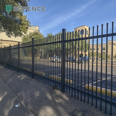 Panel de cercas de piquete de metal residencial negro de polvo recubierto de tubo cuadrado de acero galvanizado
