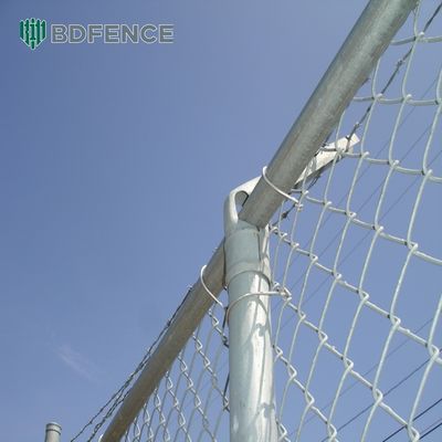 Valla de eslabones de cadena galvanizada resistente a la intemperie para todos los entornos