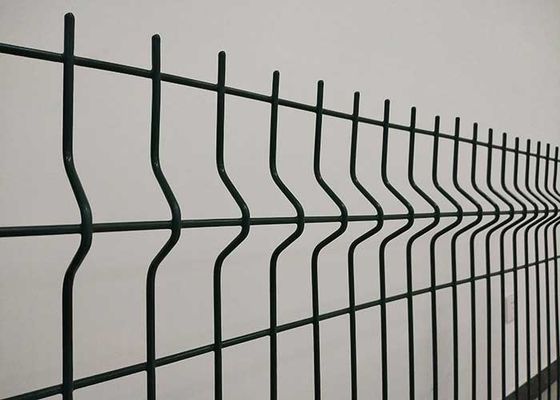 Casa personalizada de alta calidad exterior 3D de metal curvado de malla de alambre soldado cerco de jardín para cercas panel de PVC cercas verdes
