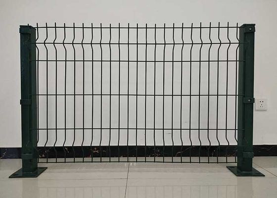 Fabrica fabricante de la cadena de enlace de la granja de cercas en caliente sumergido galvanizado rollo 3d soldado malla de alambre de cerca trellis panel de jardín