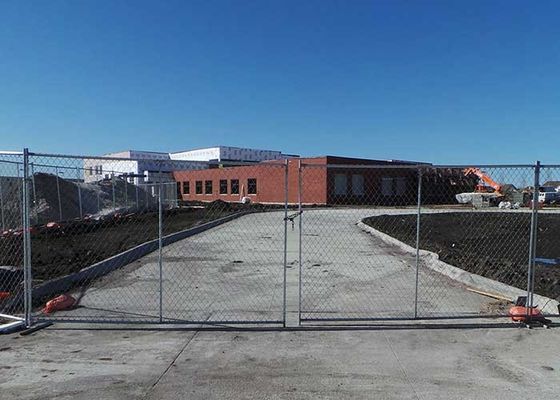 Cercas temporales de enlace de cadena portátil para obras de construcción