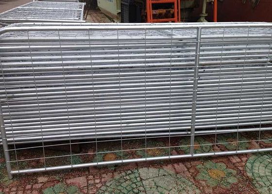 Cercas temporales de enlace de cadena portátil para obras de construcción