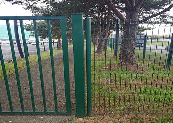 Stock 1m Puertas de la cerca de la granja 3d panel de malla soldada para el jardín