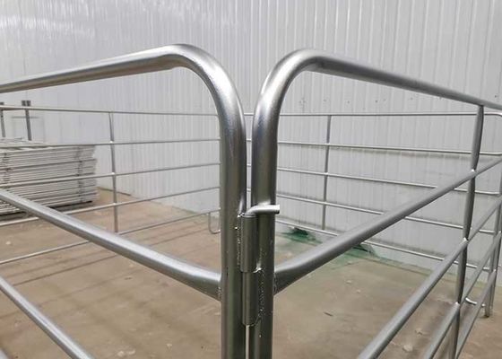 El tubo pregalvanizado soldó con autógena el panel de Cattel de la altura del 1.8m con el tubo cuadrado de 50x50m m