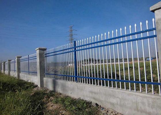 Cercas de patio decorativas con recubrimiento en polvo No excavar fácil de instalar Bajo mantenimiento