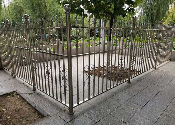 Los 8ft alta longitud de acero residencial de Mesh Fencing el 10-50m del alambre del jardín