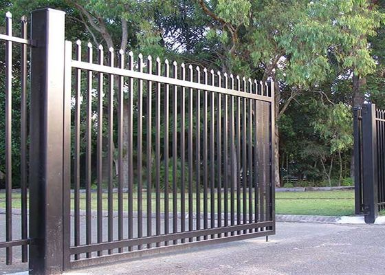 Los 8ft alta longitud de acero residencial de Mesh Fencing el 10-50m del alambre del jardín