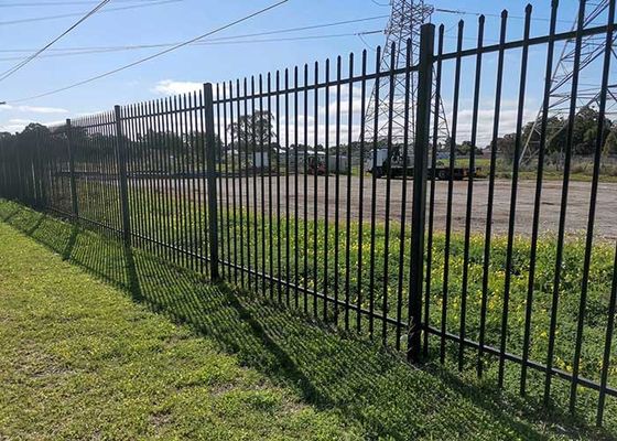 Cercas de acero de jardín galvanizadas con punta de lanza negra paneles de acero tubulares de 1.8*2.4m