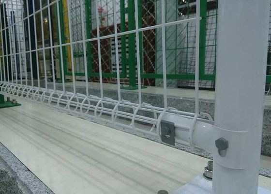 El SGS dobla la cerca soldada con autógena 50*200m m del jardín del alambre del círculo