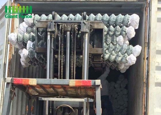 Paneles de cercas de enlace de cadena recubiertos de PVC en negro para puertas de trellis