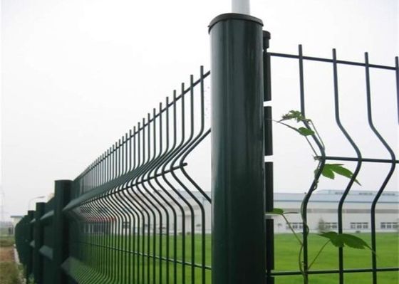 V curvado 100x300m m galvanizado Mesh Security Fencing