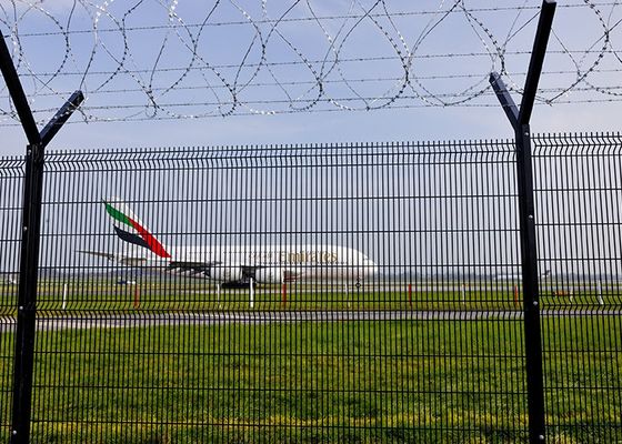 el Pvc con curvas 3d cubrió V soldado con autógena Mesh Security Fencing For Airport