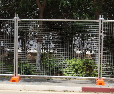 el tubo temporal del alambre de acero de Public Safety Mild de la cerca de la barrera de la altura de los 6ft soldó con autógena