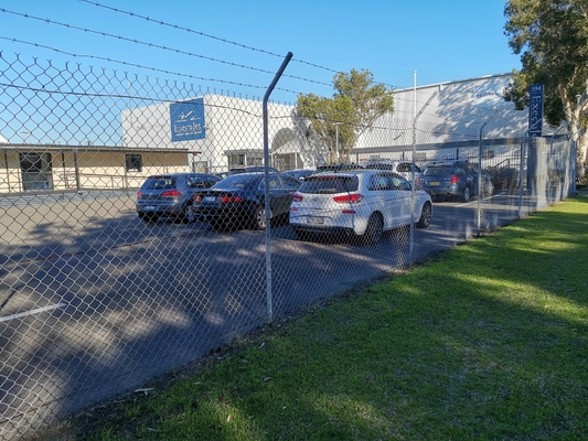 Alta seguridad 18Ga - 13Ga alambrada de 5 pies que cerca con el alambre de púas antiusura