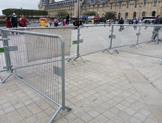 Acero galvanizado de plástico y aluminio barricada de control de multitudes cerca móvil seguridad plegable barrera peatonal evento concierto
